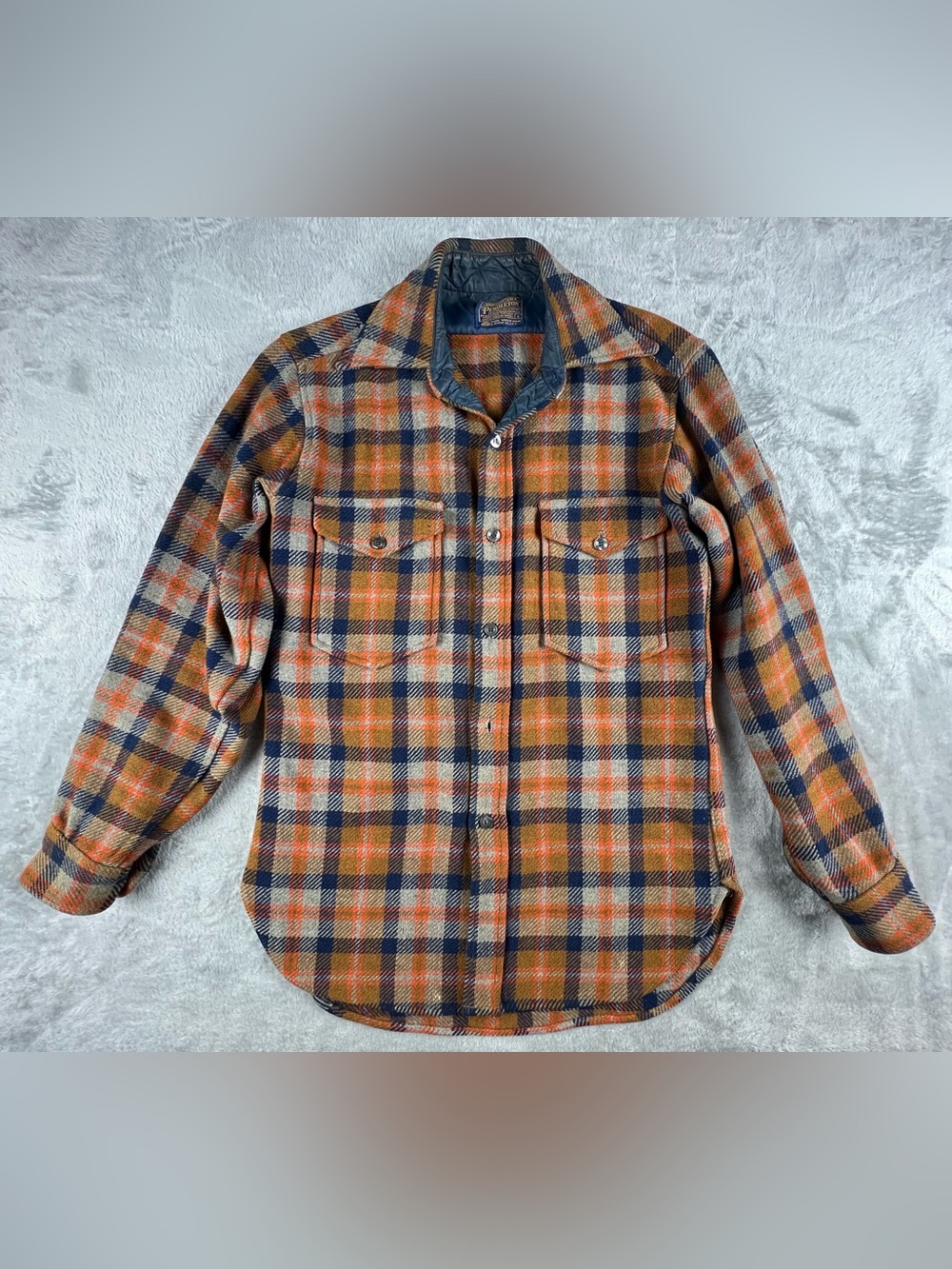 VTG Pendleton Flannel Shirt Mens Small Orange Plaid 100% Virgin Wool Made In USA